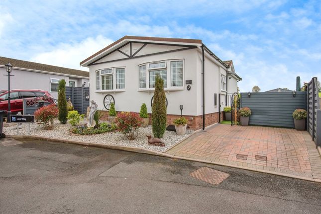 Mobile/park home for sale in Fayre Oaks Home Park, Kings Acre Road, Hereford