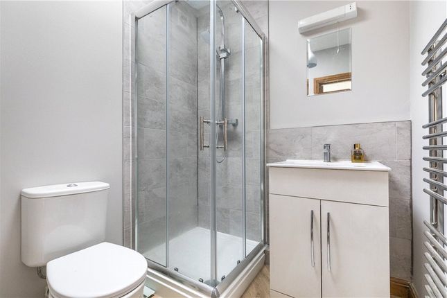 Master Ensuite
