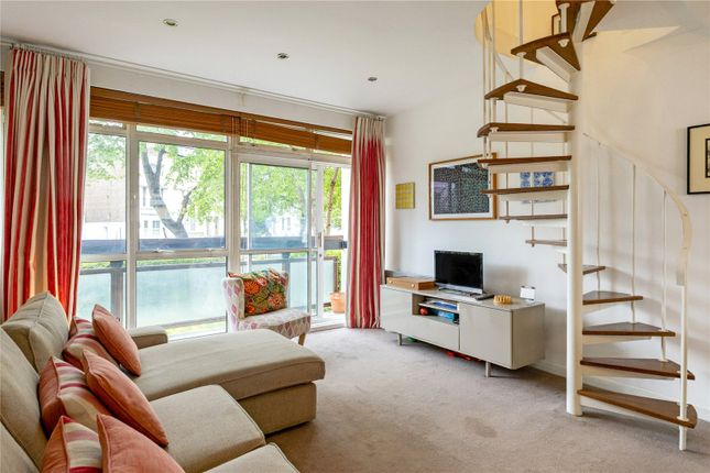 Flat 13,, West London Studios, Fulham photo 3