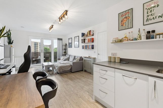 Flat 131, Thurlows Court, Hertfordshire photo 5