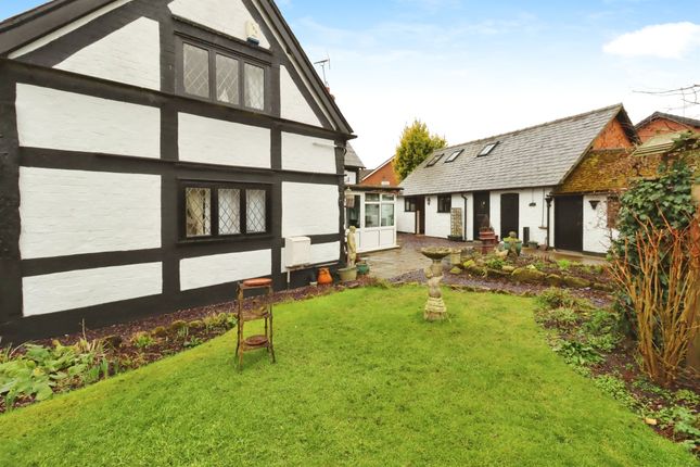 Cobweb Cottage, Chester Road, Malpas photo 2