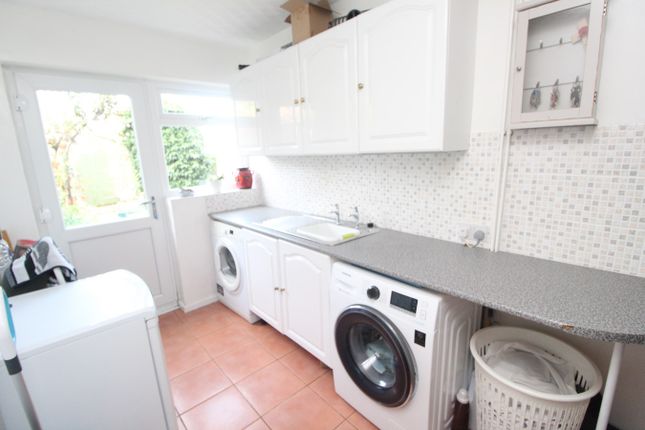 Detached house for sale in Salisbury Close, Blaby, Leicester