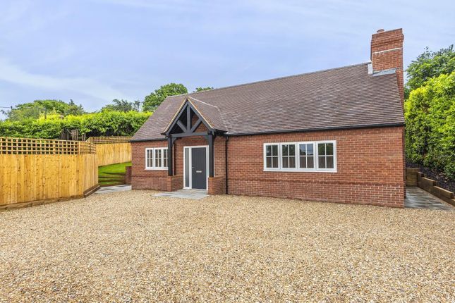Thumbnail Bungalow for sale in Croft Way, Woodcote, Berkshire