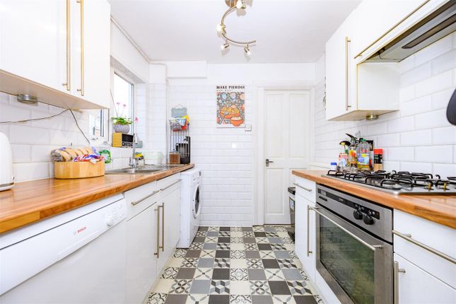 9, Tanners Hill, ABBOTS LANGLEY photo 4