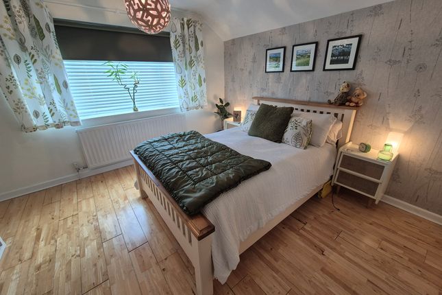 Greentop, Pudsey photo 4