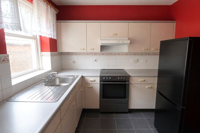 32b,, Church Road, Godalming photo 2