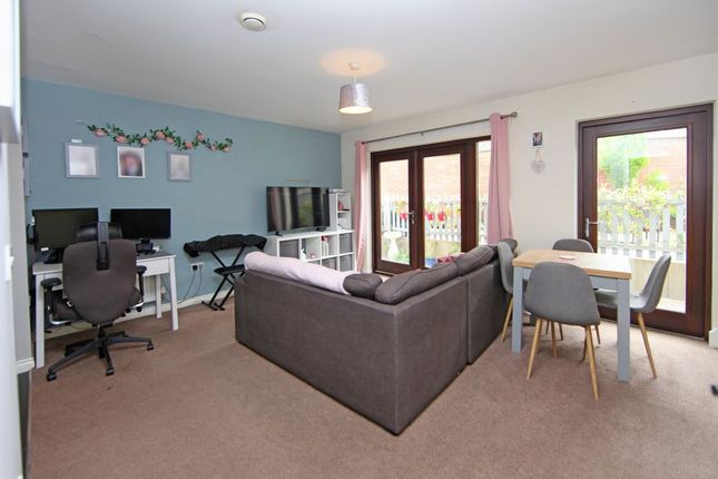 3, Skylark View, Telford photo 3