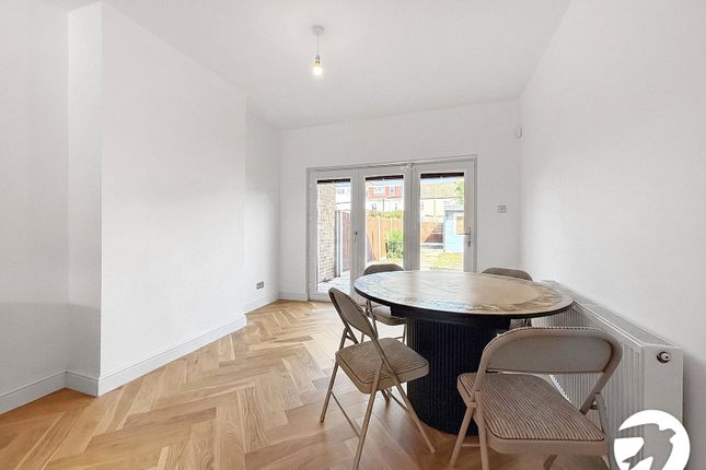 10, Awliscombe Road, Welling photo 5
