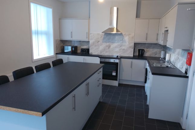 Thumbnail Shared accommodation to rent in Pontefract Road, Lundwood, Barnsley