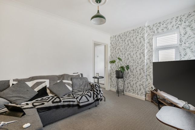 Flat 4 20 Leighon Road, Paignton Devon, Devon photo 2