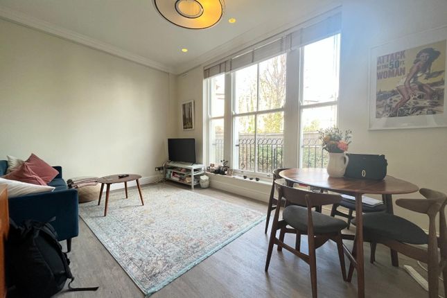 Thumbnail Flat to rent in Belsize Place, London