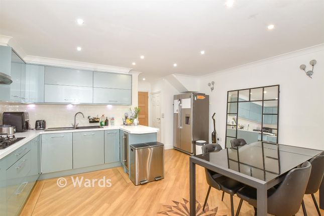 35, Passmore Way, Maidstone photo 3