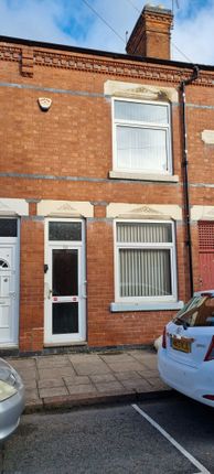 Terraced house to rent in Halkin Street, Leicester