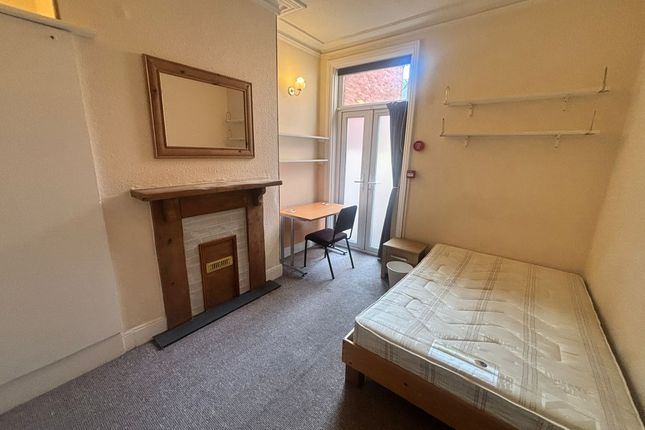 4, Raleigh Road, Exeter photo 3