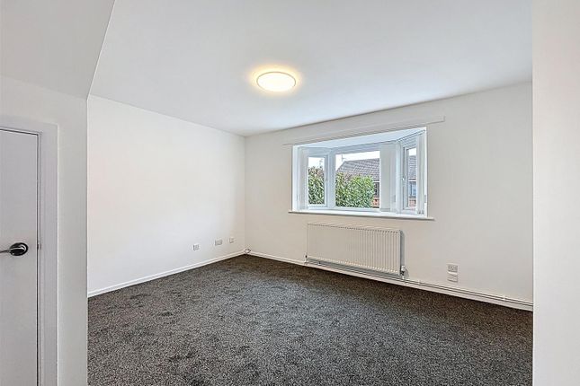 71, Pickering Avenue, Hornsea photo 2