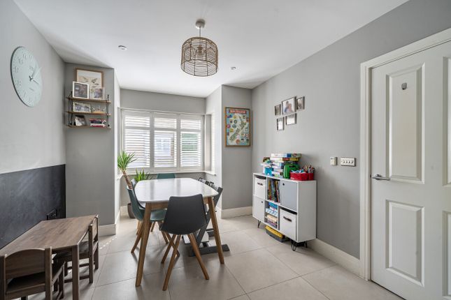 9, Daleworth Close, Beckenham photo 4