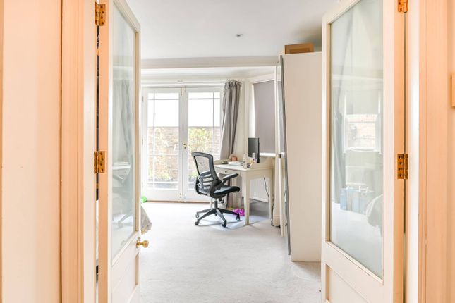Maisonette for sale in Thurleigh Road, Between The Commons, Between The Commons, London