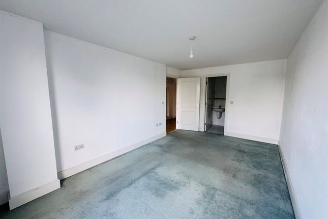 9 Venture Court (FFF), Canal Road, GRAVESEND photo 3