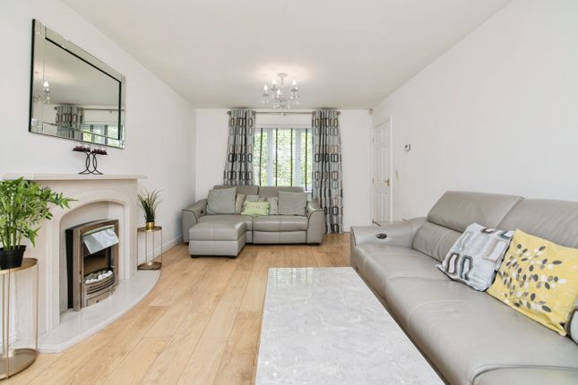 11, John Wesley Way, Wednesbury photo 3