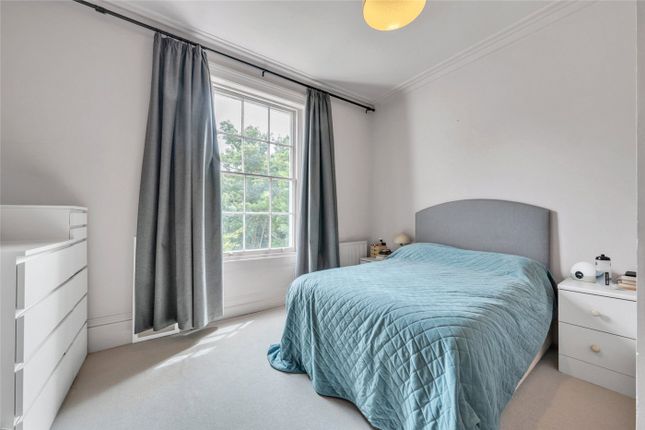 Flat 2, 20, Parkhill Road, London photo 4