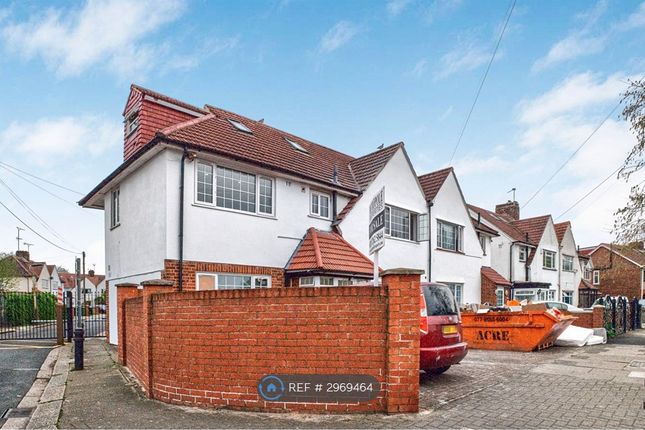 Horsenden Lane South, Perivale, Greenford photo 2