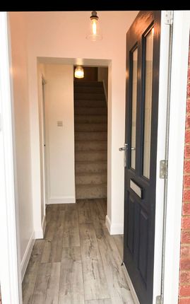 25, Nursery Fields, Sawbridgeworth photo 4
