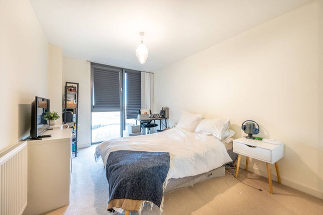 Thumbnail Flat for sale in George Hudson Tower, Stratford, London