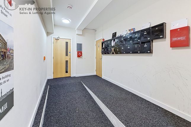 FLAT 14, 10 QUEBEC STREET, BRADFORD photo 2