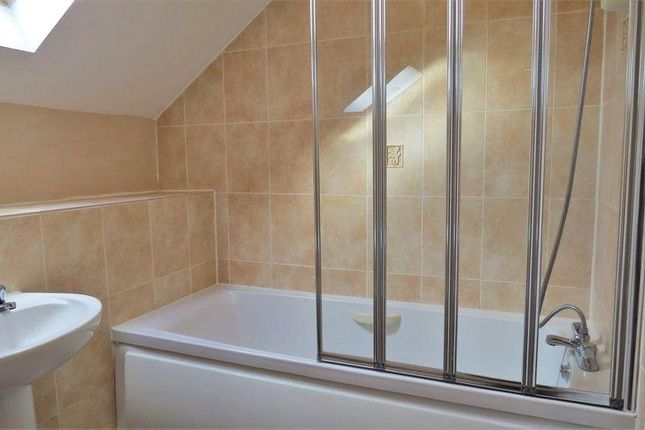 6A,, St. Johns Road, Surrey photo 5