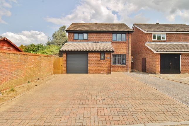 Thumbnail Detached house for sale in Puffin Crescent, Stubbington, Fareham