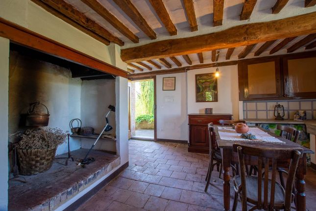 Country house for sale in Strada Provinciale 438, Asciano, Toscana