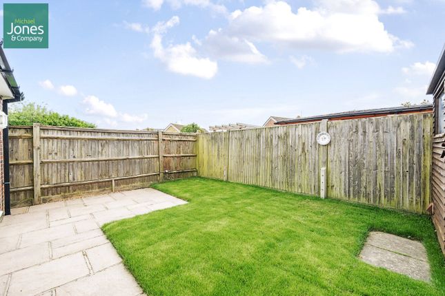 Bungalow to rent in Sompting Road, Lancing, West Sussex