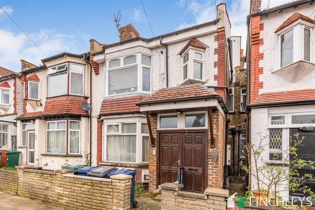 Thumbnail Flat to rent in Rosemary Avenue, Finchley, London