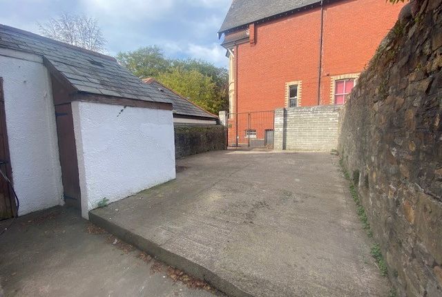 1-bed flat on 41, CARDIFF, £1,100/mo