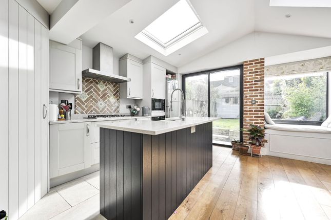 Milton Road, South Wimbledon photo 3