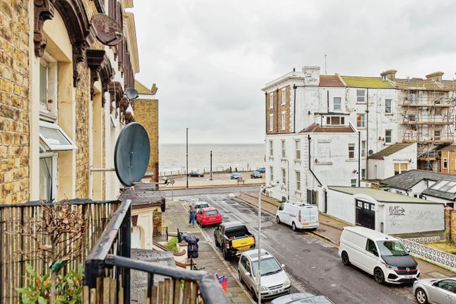 Flat for sale in Athelstan Road, Margate, Kent