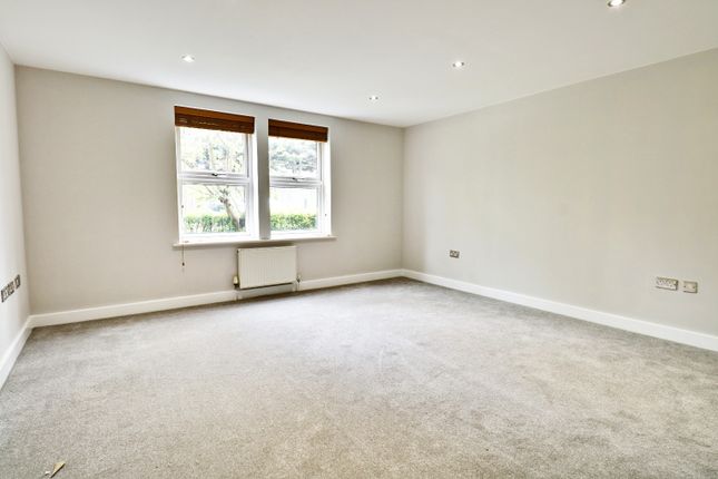 Flat to rent in 1 Lansdowne Road, Bromley, Kent