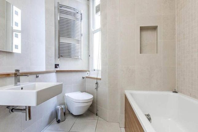 Flat for sale in Morpeth Mansions, Westminster, London