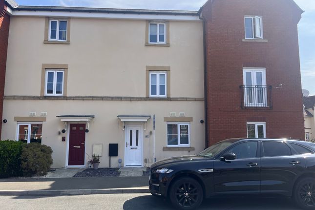 3Â Bedroom Town House For Sale