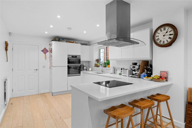 39, Stanley Road, Saffron Walden photo 3