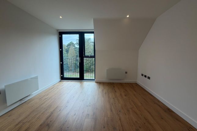 Flat 114, Westbrook Mills, Godalming photo 2