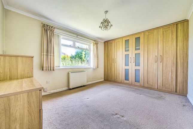 6 Coney Close, Chichester photo 4