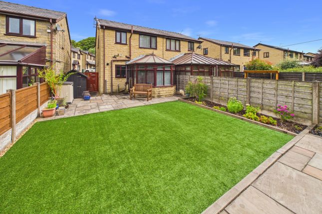 26, Highfield Park, Rossendale photo 2