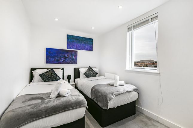 Flat for sale in Springfield Road, Cambridge