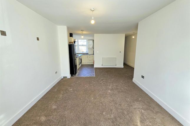 Flat 1, 65 Salisbury Road, Harrow photo 2