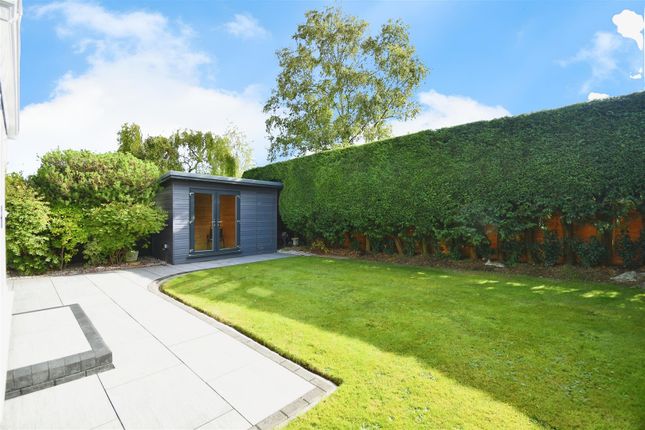 6, Hill Brow, Hull photo 3