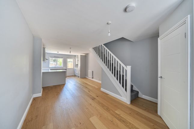 185, Wilsdon Way, Oxfordshire photo 2