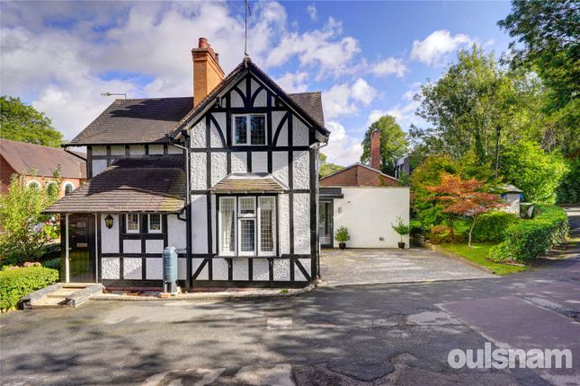 The Heriotts Lodge, 9, Worcester Road, Worcestershire photo 3