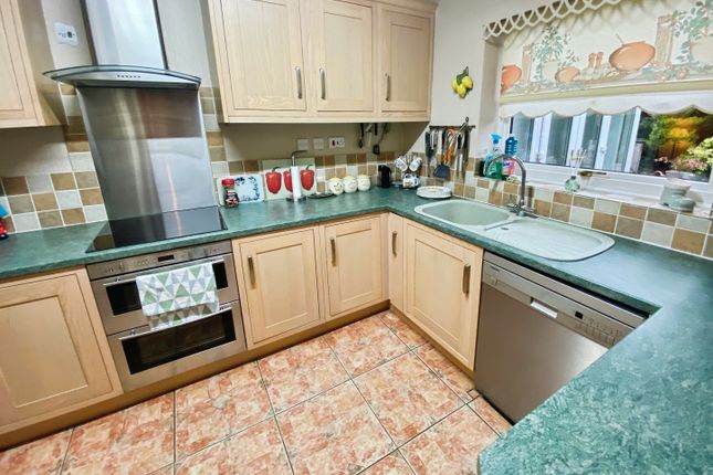9, Grove Park Avenue, Liverpool photo 4