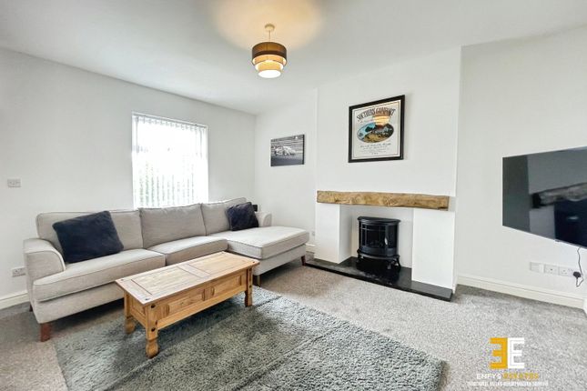 10, Mount Pleasant Terrace, Llandudno photo 2